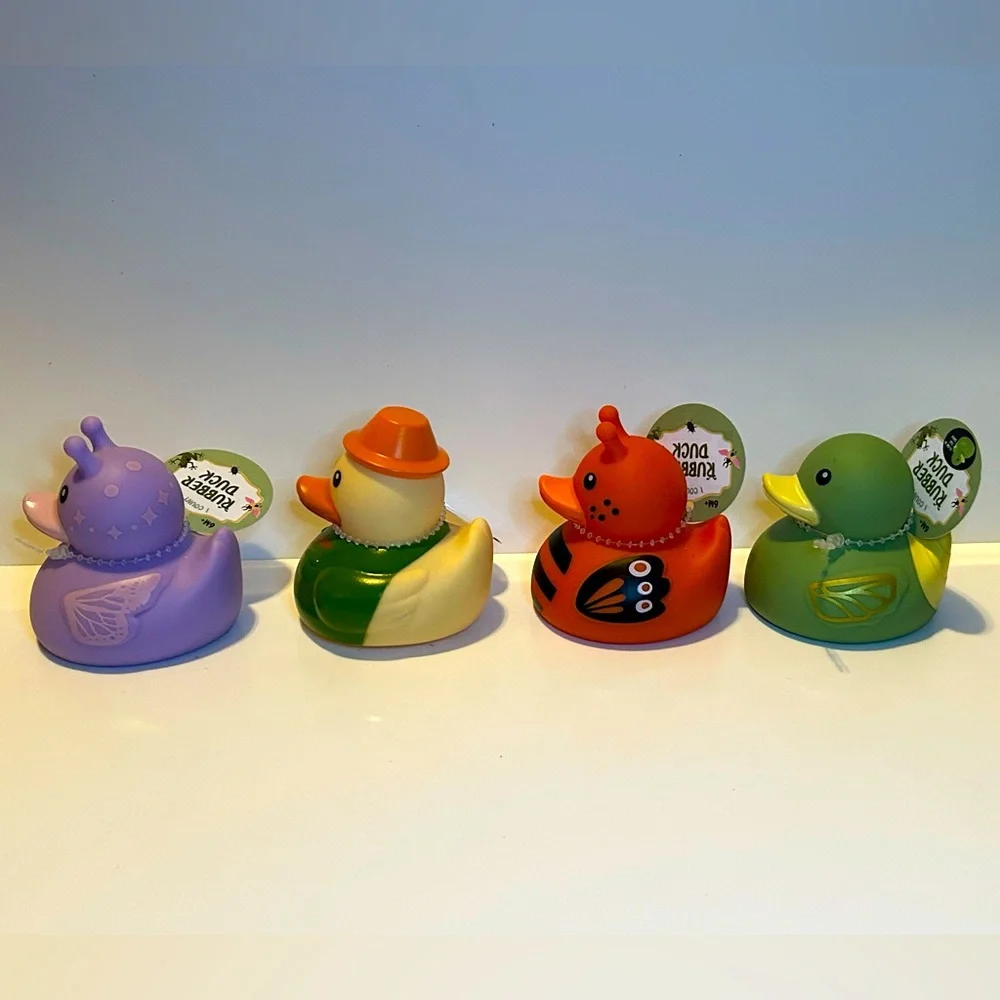 NEW!! Bullseye Playground Summer Rubber Duck Set-Includes 4 Ducks-(NWT)